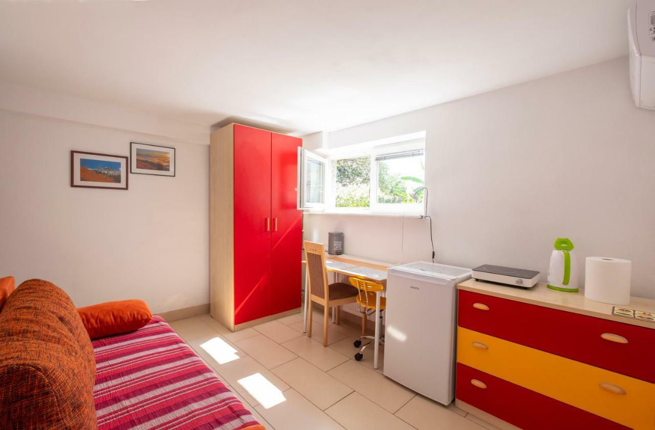 Studio Southwest Ljubljana Extérieur photo